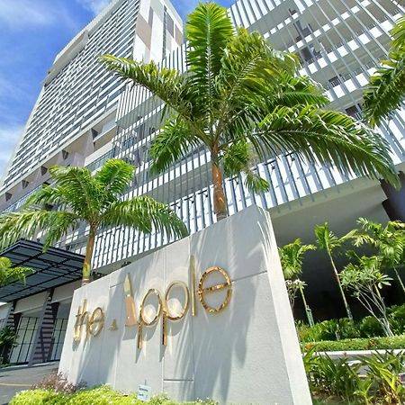 The Apple Melaka Apartment Екстериор снимка