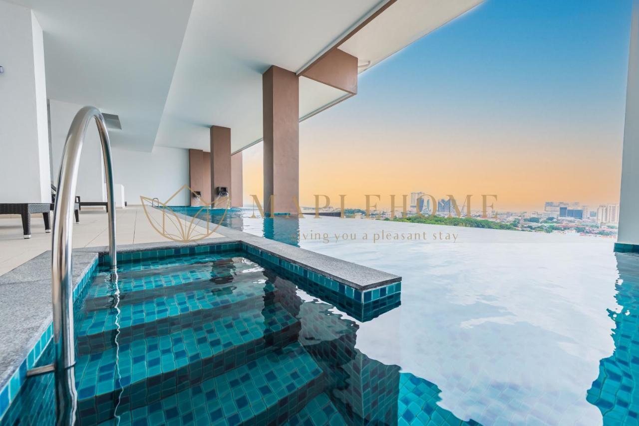 The Apple Melaka Apartment Екстериор снимка