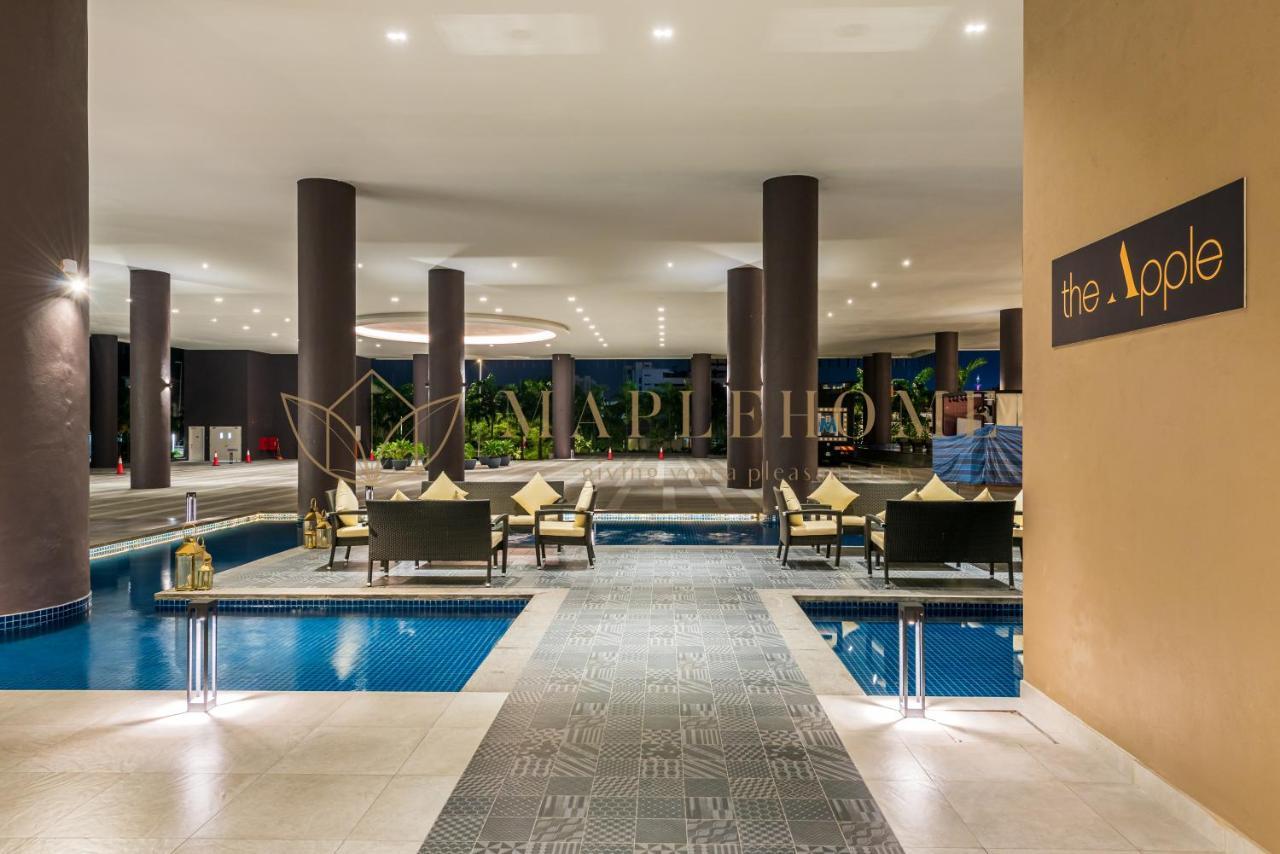 The Apple Melaka Apartment Екстериор снимка