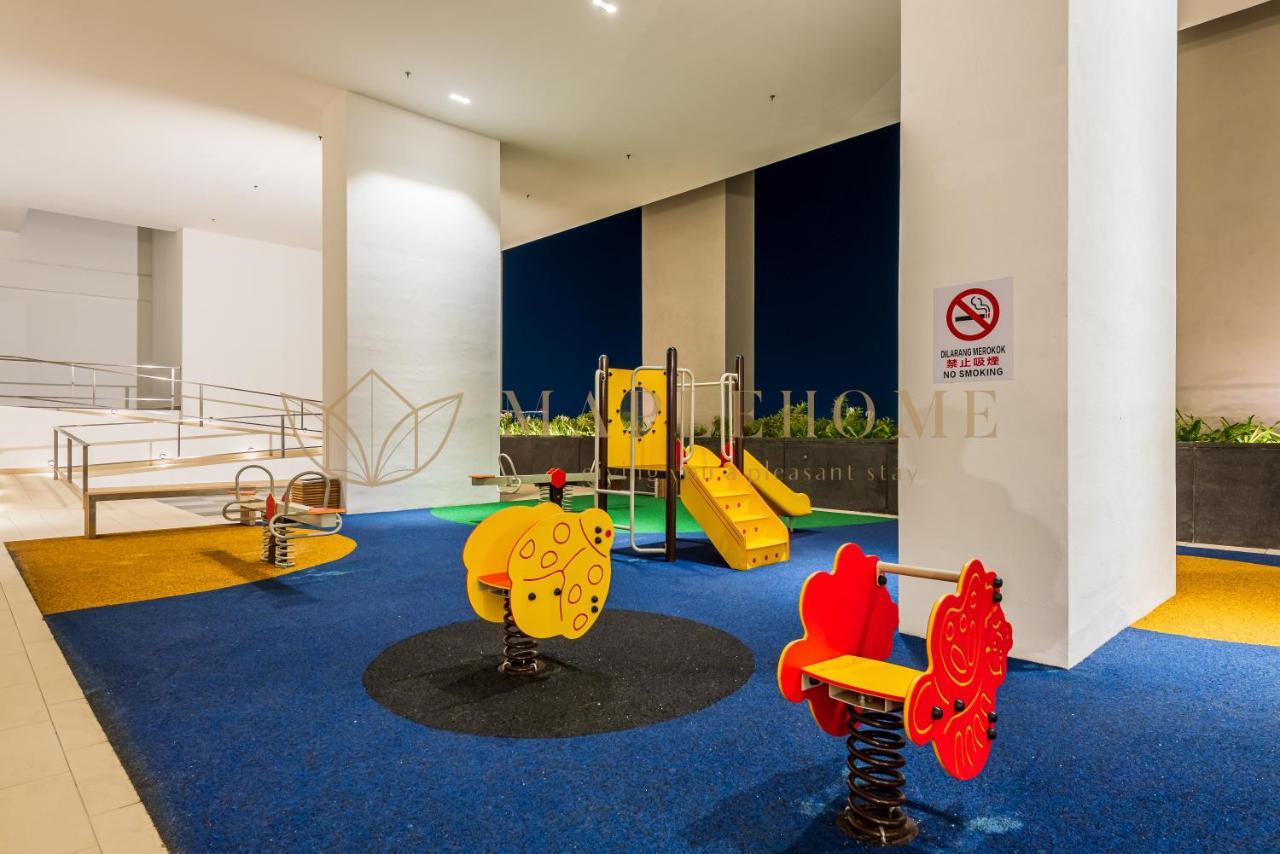 The Apple Melaka Apartment Екстериор снимка